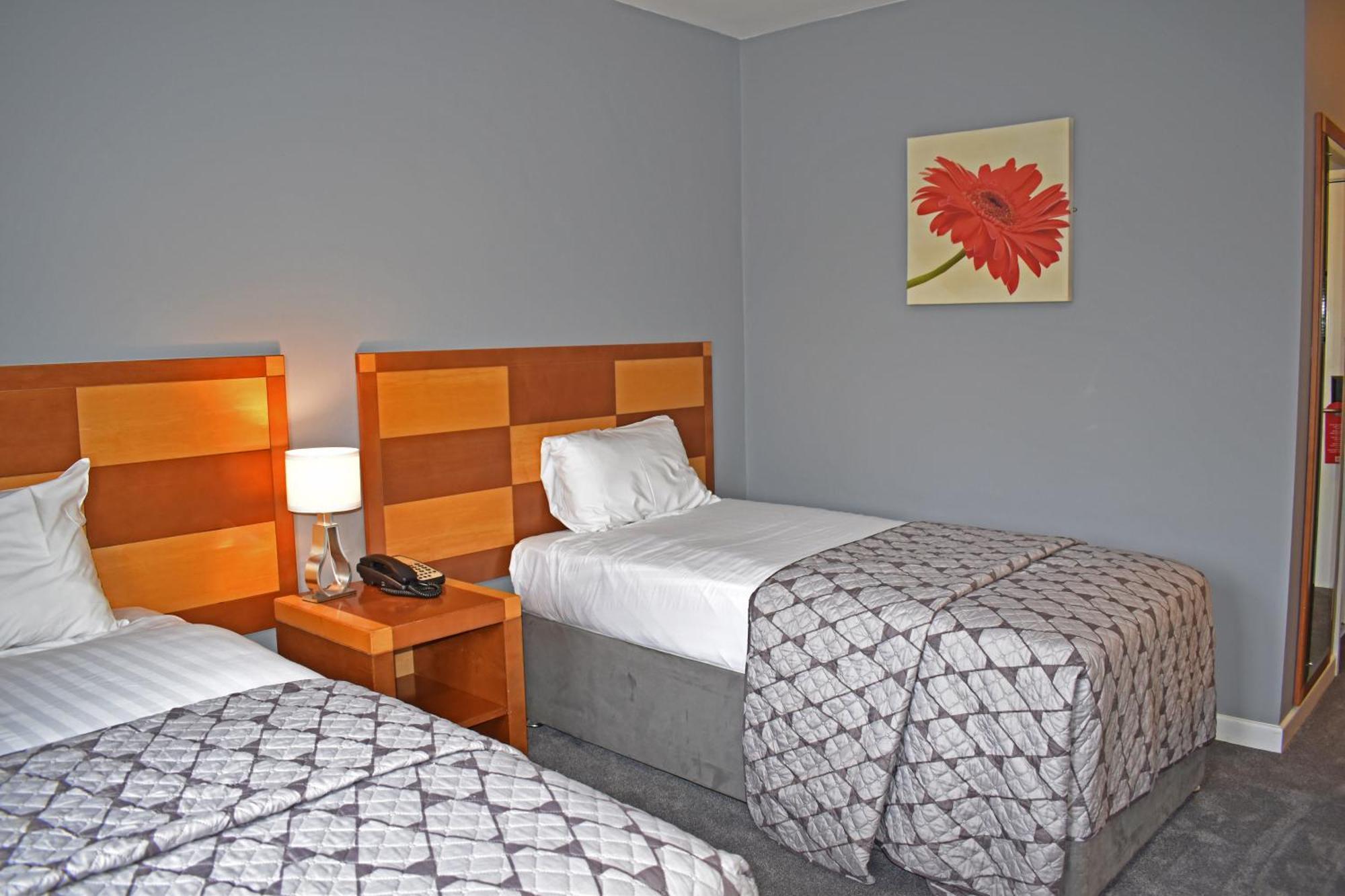 Quality Hotel Ковентри Экстерьер фото